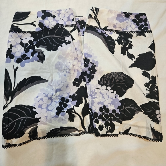 Helen Wang skirt - Picture 3 of 3